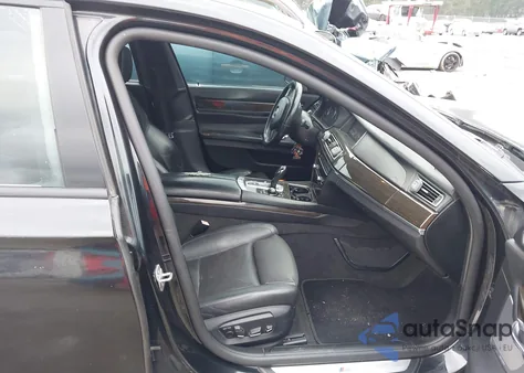 2013 BMW 750Li from USA, damaged, VIN WBAYE8C53DD132319